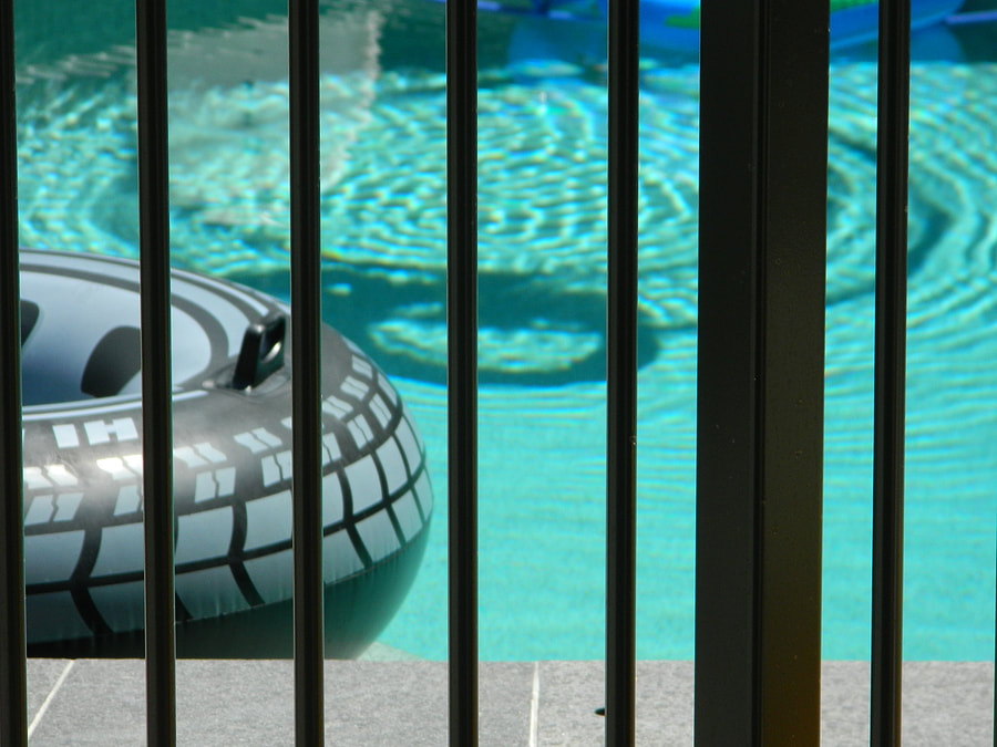 fences for the pool